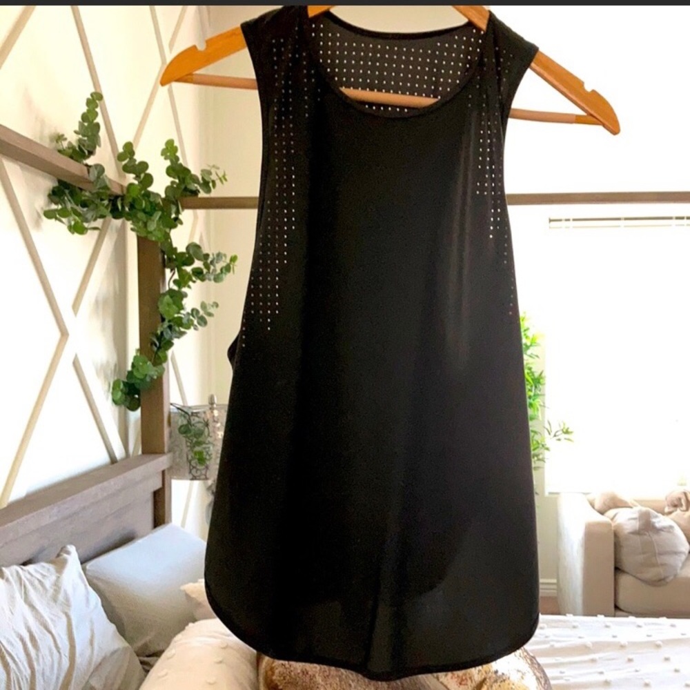 Lululemon Tank Size 6